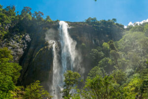 Bambarakanda Falls