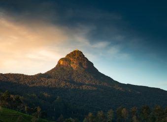 Hike-to-Adams-Peak-800x685-3